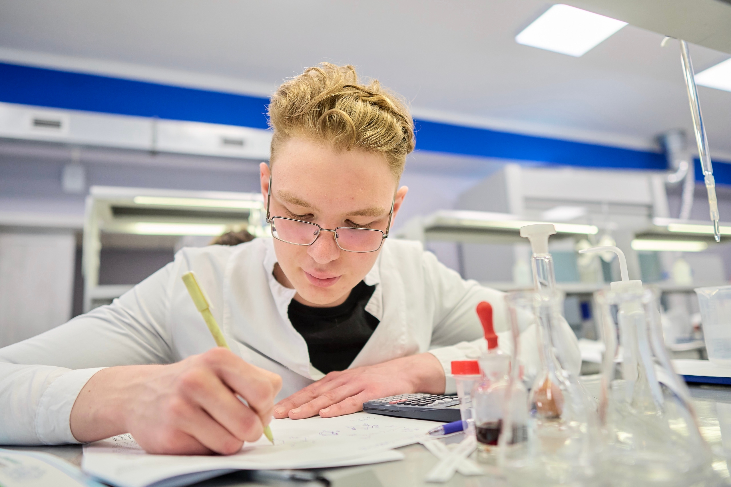 Соответствует требованиям